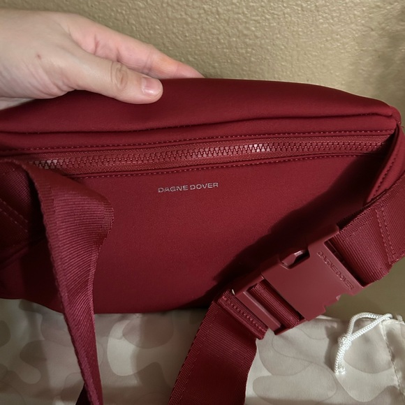 Dagne Dover Jax Large Fanny Pack in Spice NWOT - Picture 3 of 6